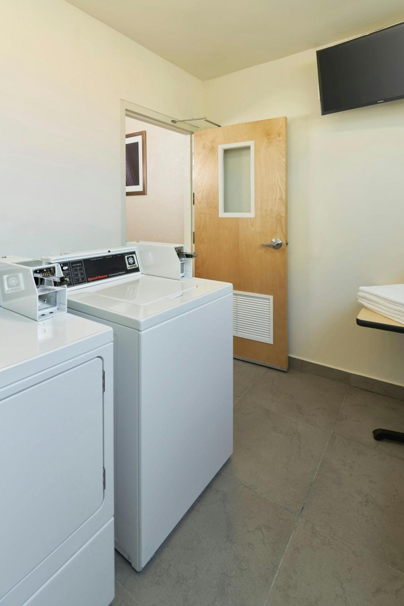 Fairfield Inn & Suites By Marriott Villahermosa Tabasco Buitenkant foto